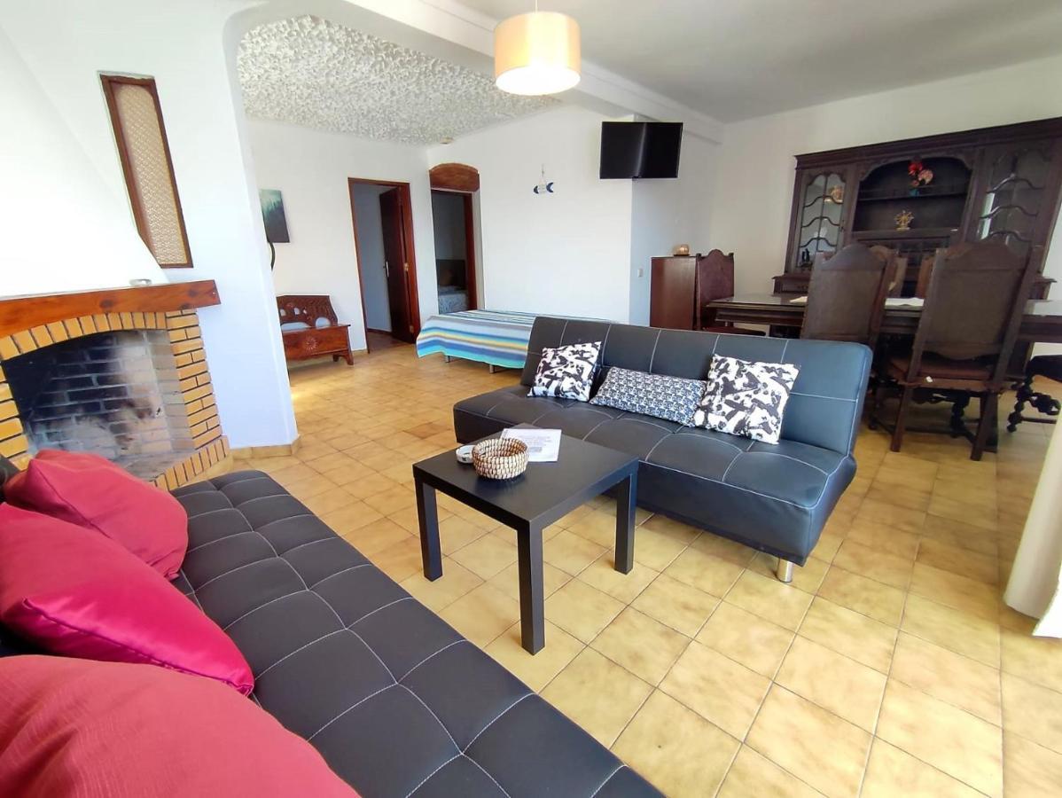 Apartamento V2 Pedro - By Bedzy อัลบูเฟรา ภายนอก รูปภาพ